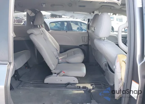 2017 Toyota Sienna Xle Premium 8 Passenger from USA, damaged, VIN 5TDYZ3DCXHS897173